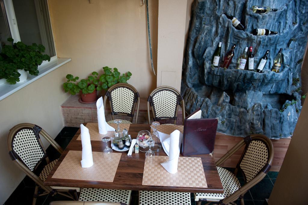 Hotel Dynes เอโฟริเอนอร์ด ภายนอก รูปภาพ