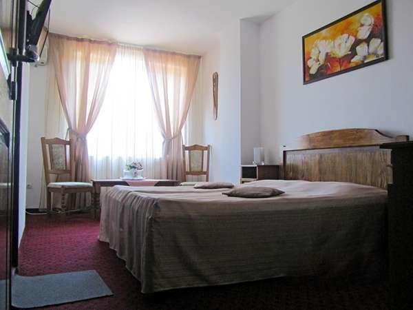 Hotel Dynes เอโฟริเอนอร์ด ภายนอก รูปภาพ